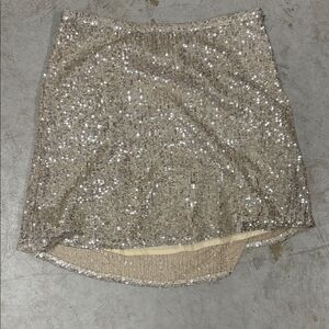 RESA Sparkling Sequin Pencil Skirt in Silver - Size Small - LIKE NEW